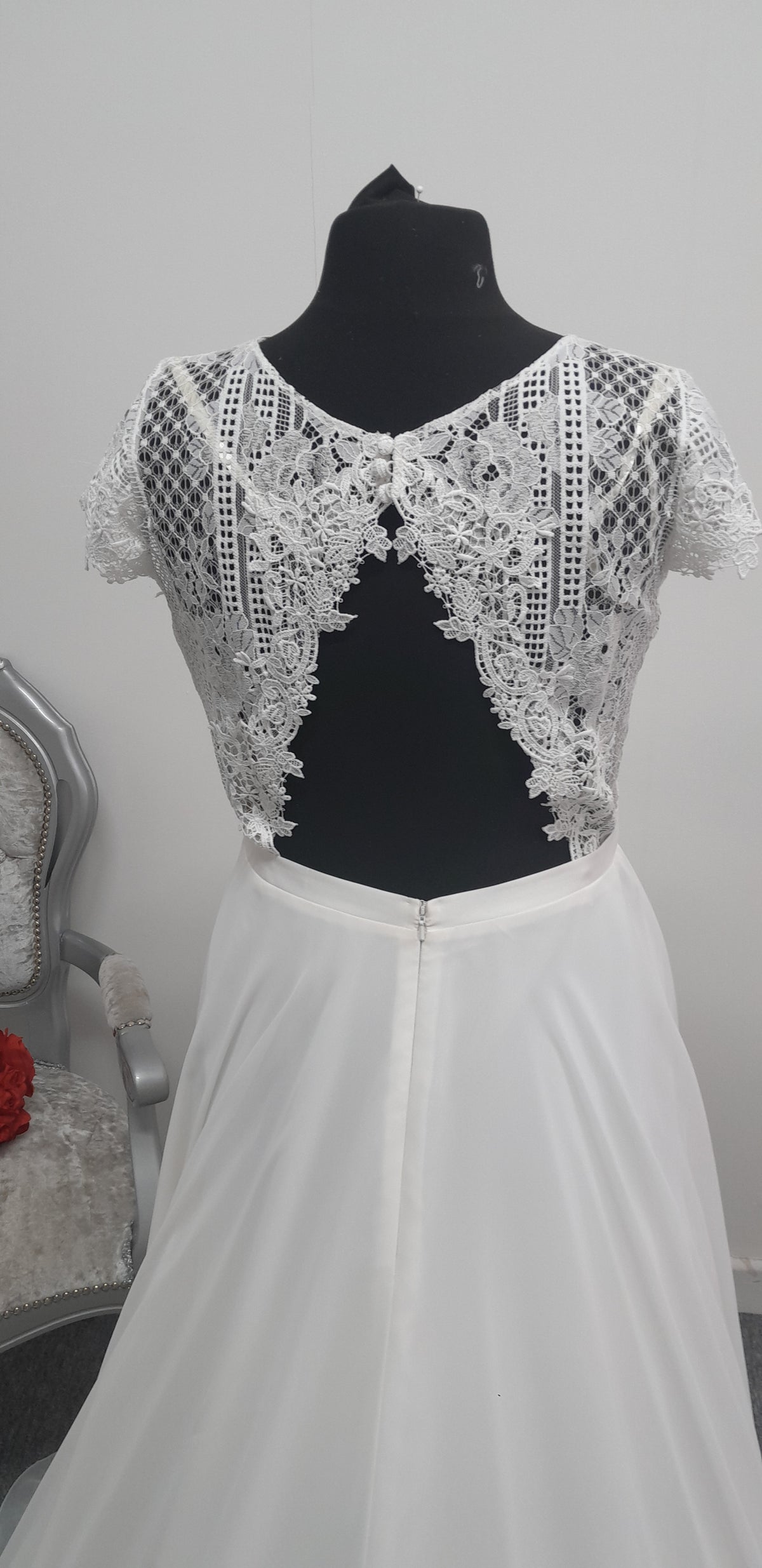 Bianco Evento chiffon wedding dress EU size 44, UK 14