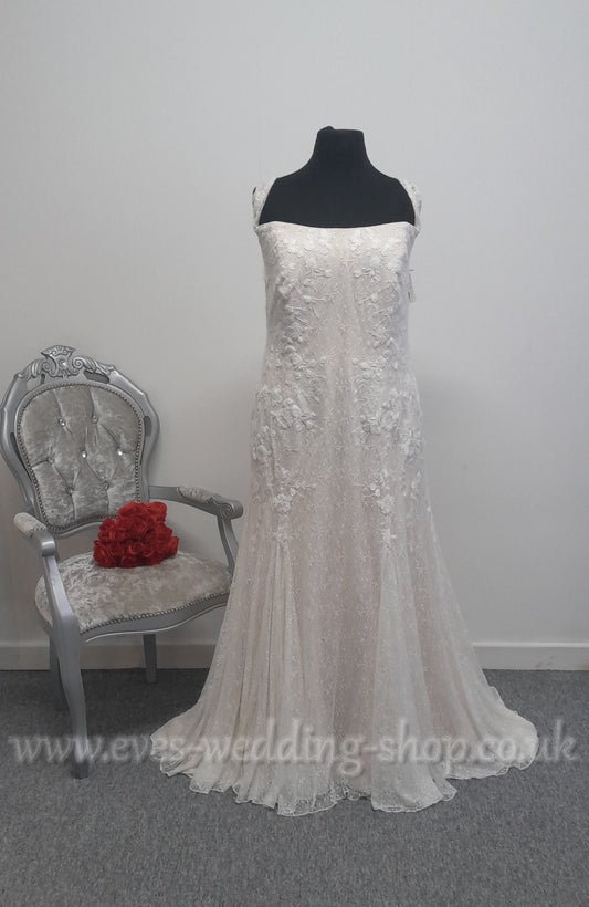 Melissa Sweet ivory champagne wedding dress US 24, UK 26