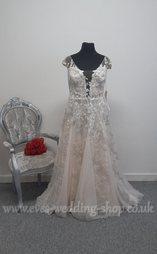 David's bridal Galina ivory champagne wedding dress US 12, UK 14