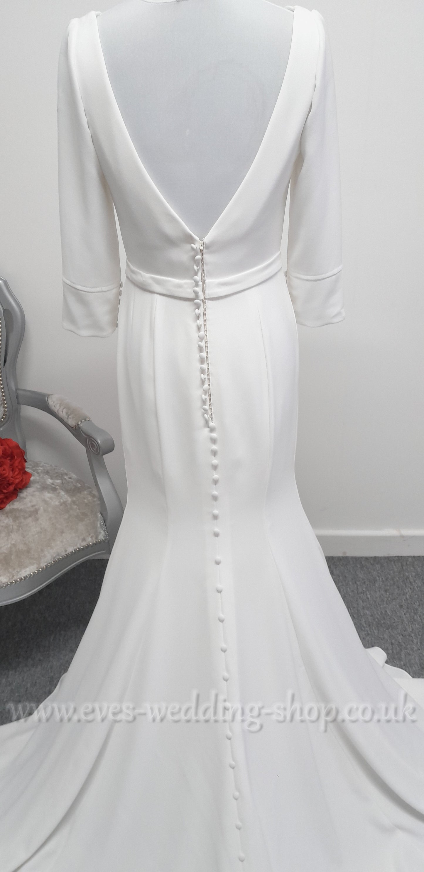 Georgia bridal crepe ivory wedding dress with 3/4 sleeves UK 10