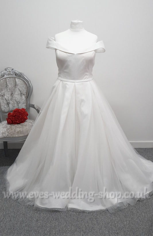 White Rose ivory off shoulder glitter tulle wedding dress UK 30
