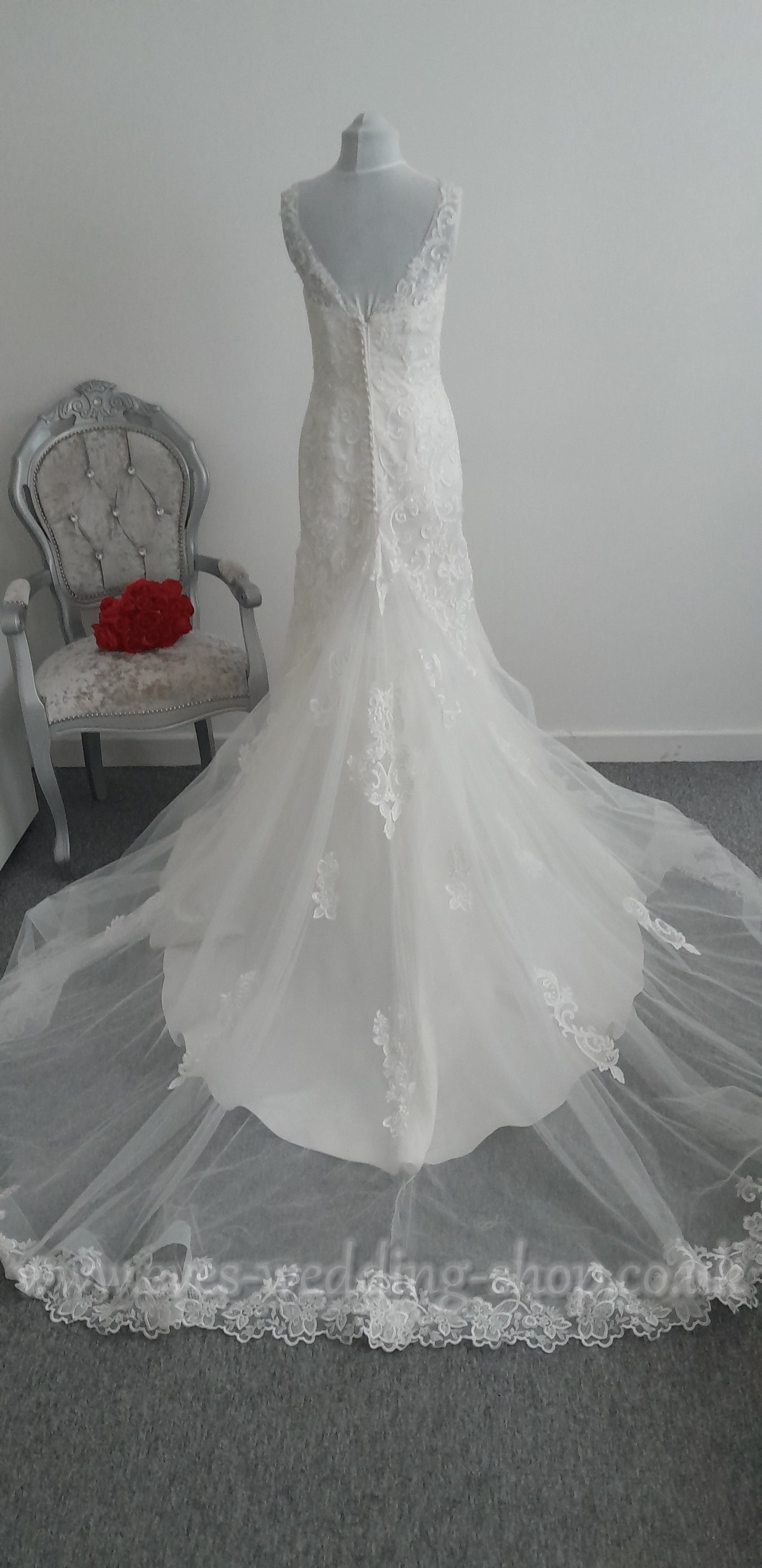 Romantica ivory wedding dress UK8