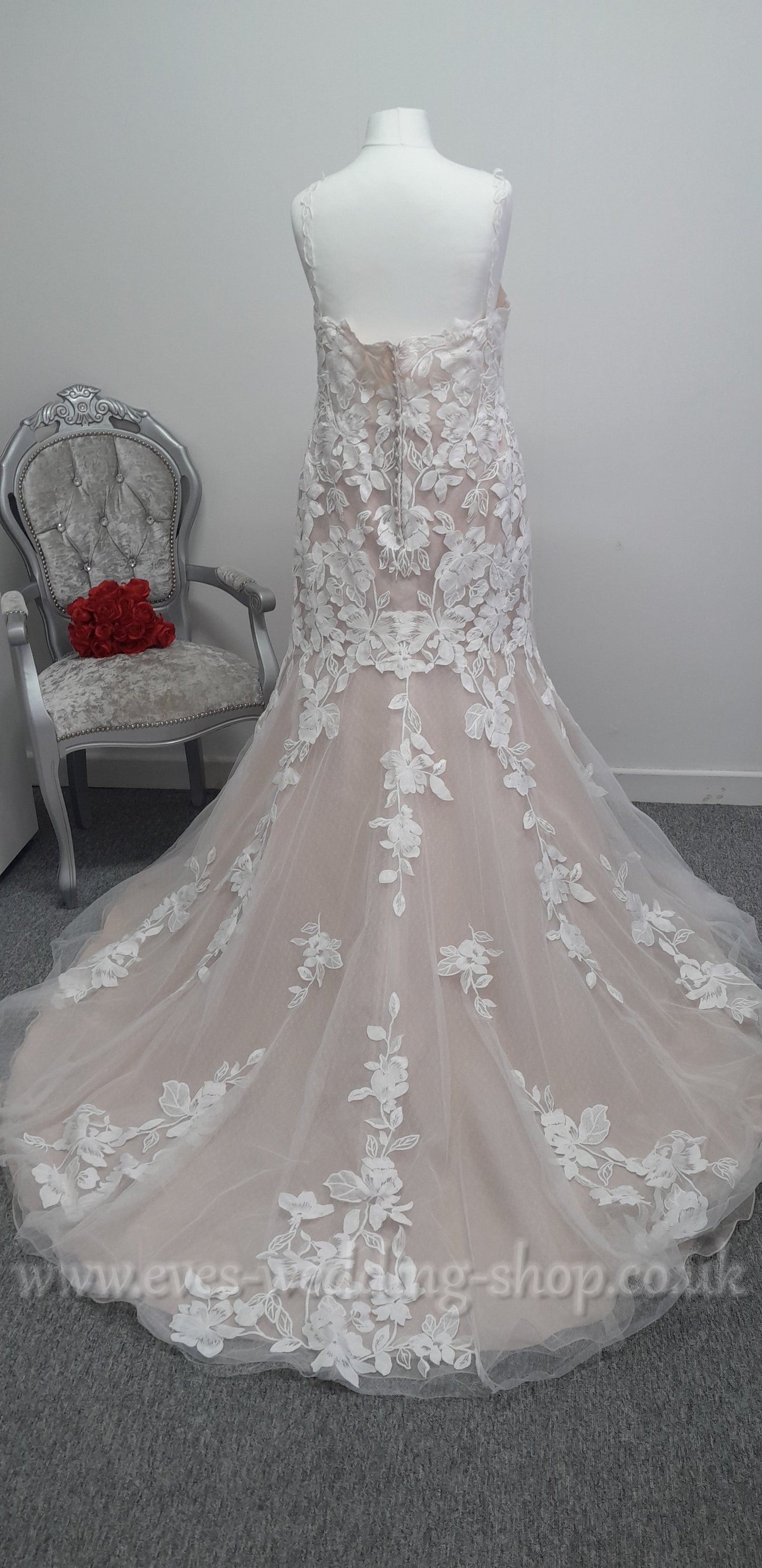 Essense of Australia ''D3709'' fit and flare wedding dress UK 26