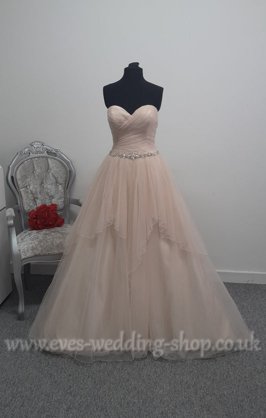 Chloe Jai truffle colour wedding dress UK 8