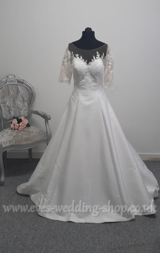 Anna Lizh ivory wedding dress with sleeves UK 14