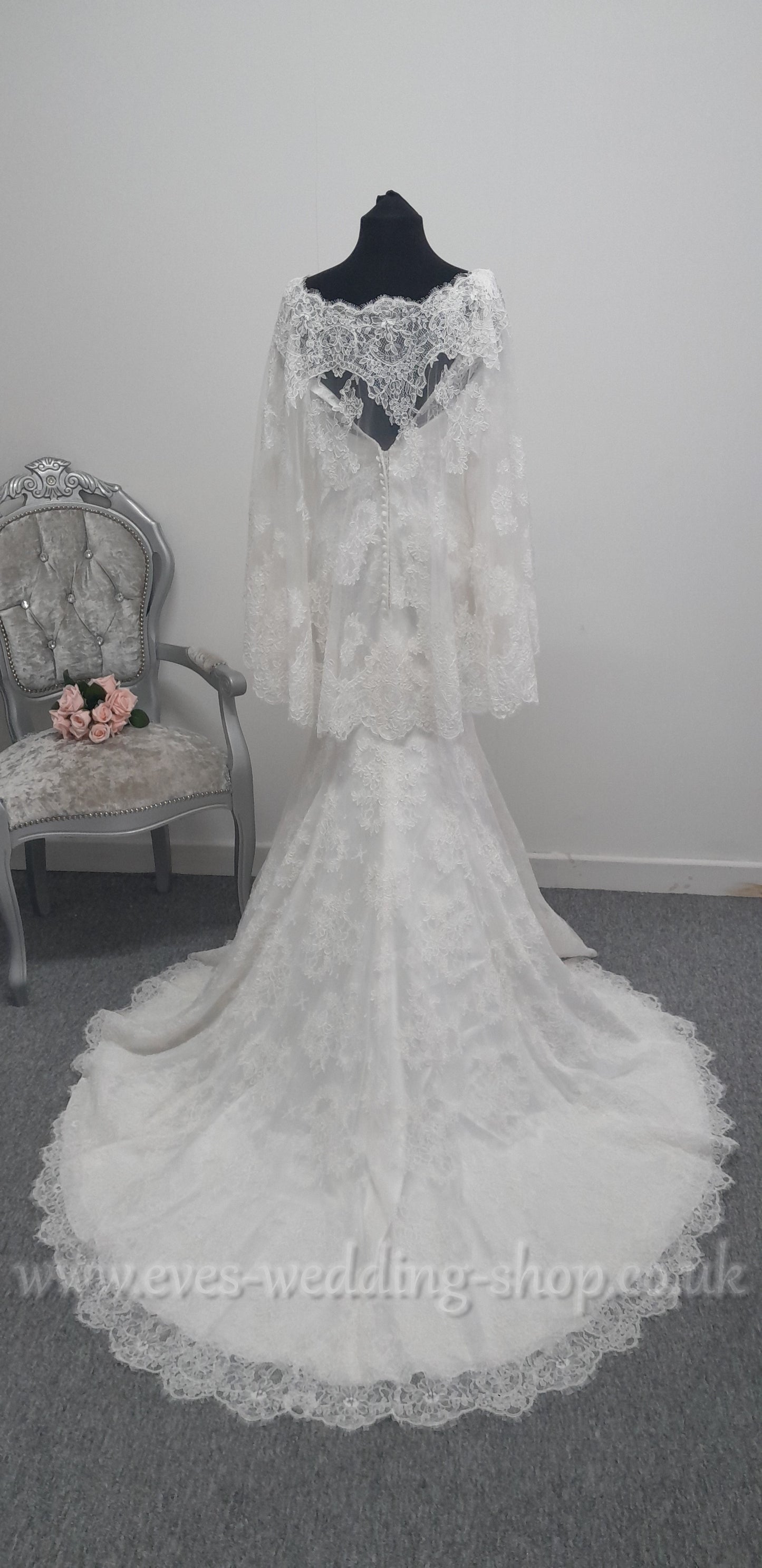 Ronald Joyce ivory wedding dress with detachable cape approx UK10