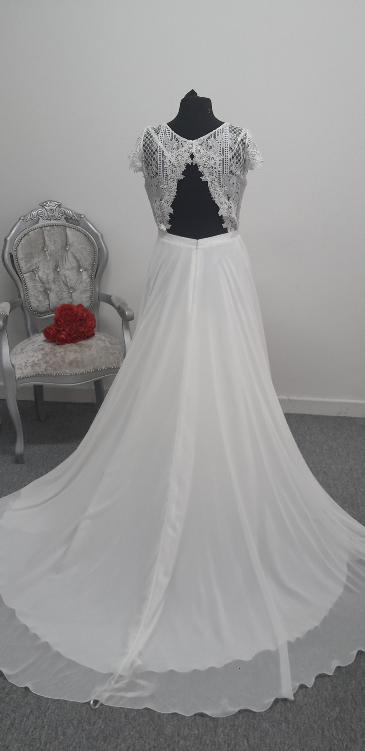 Bianco Evento chiffon wedding dress EU size 44, UK 14
