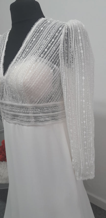 Ivory crepe wedding dress with sleeves UK 20