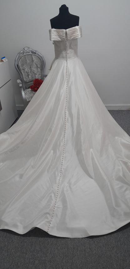 Ronald Joyce 69904 off shoulder wedding dress UK 14