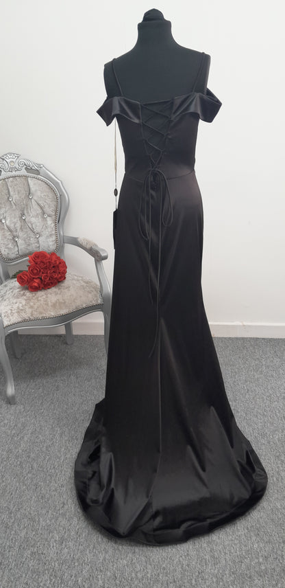 Elegant Black Off-Shoulder Evening & Prom Dress – Size S