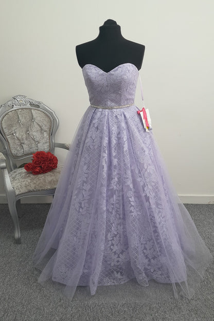 Stunning Lilac Lace Evening & Prom Dress – Size UK 8