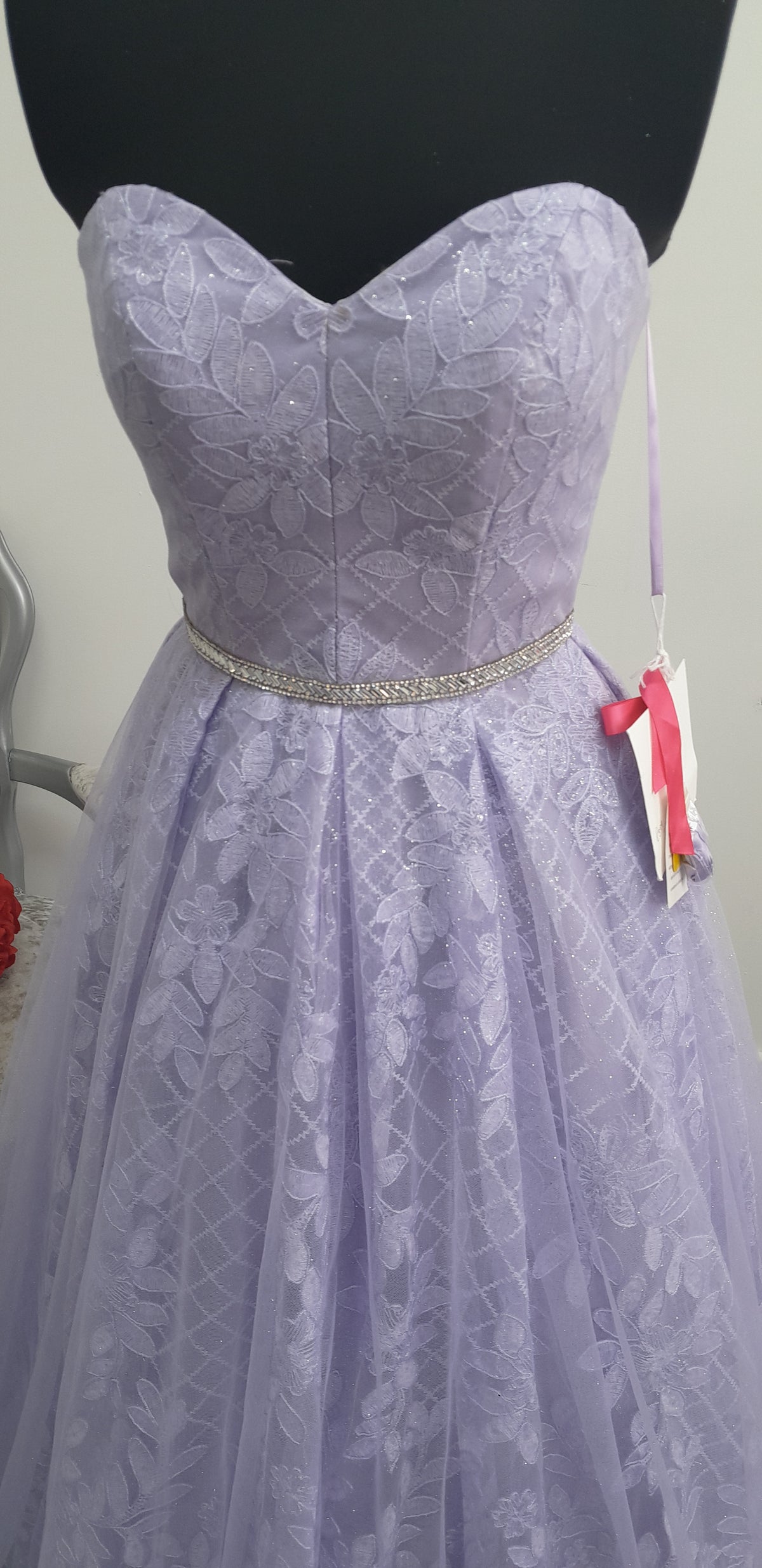 Stunning Lilac Lace Evening & Prom Dress – Size UK 8