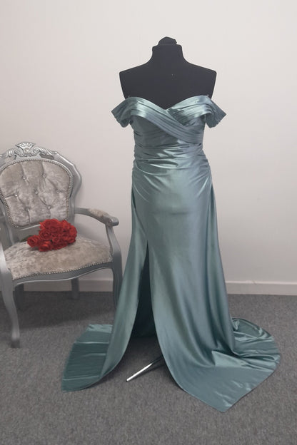 Stunning Metallic Off-Shoulder Evening & Prom Dress – Size UK 10