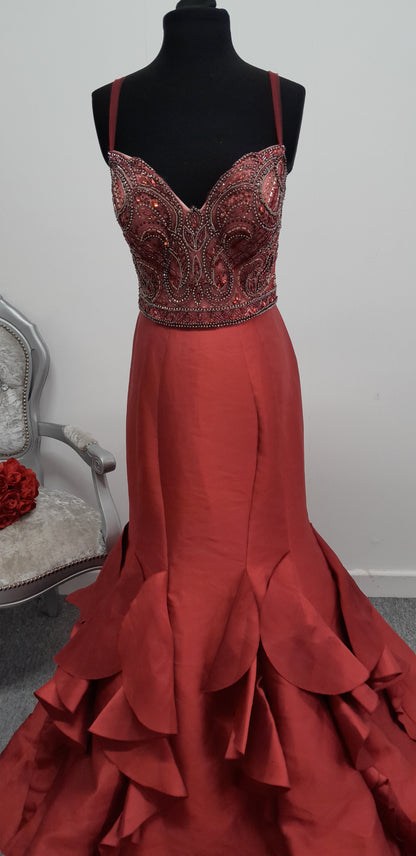 Stunning Red Beaded Ruffled Mermaid Evening & Prom Dress – Size UK 12