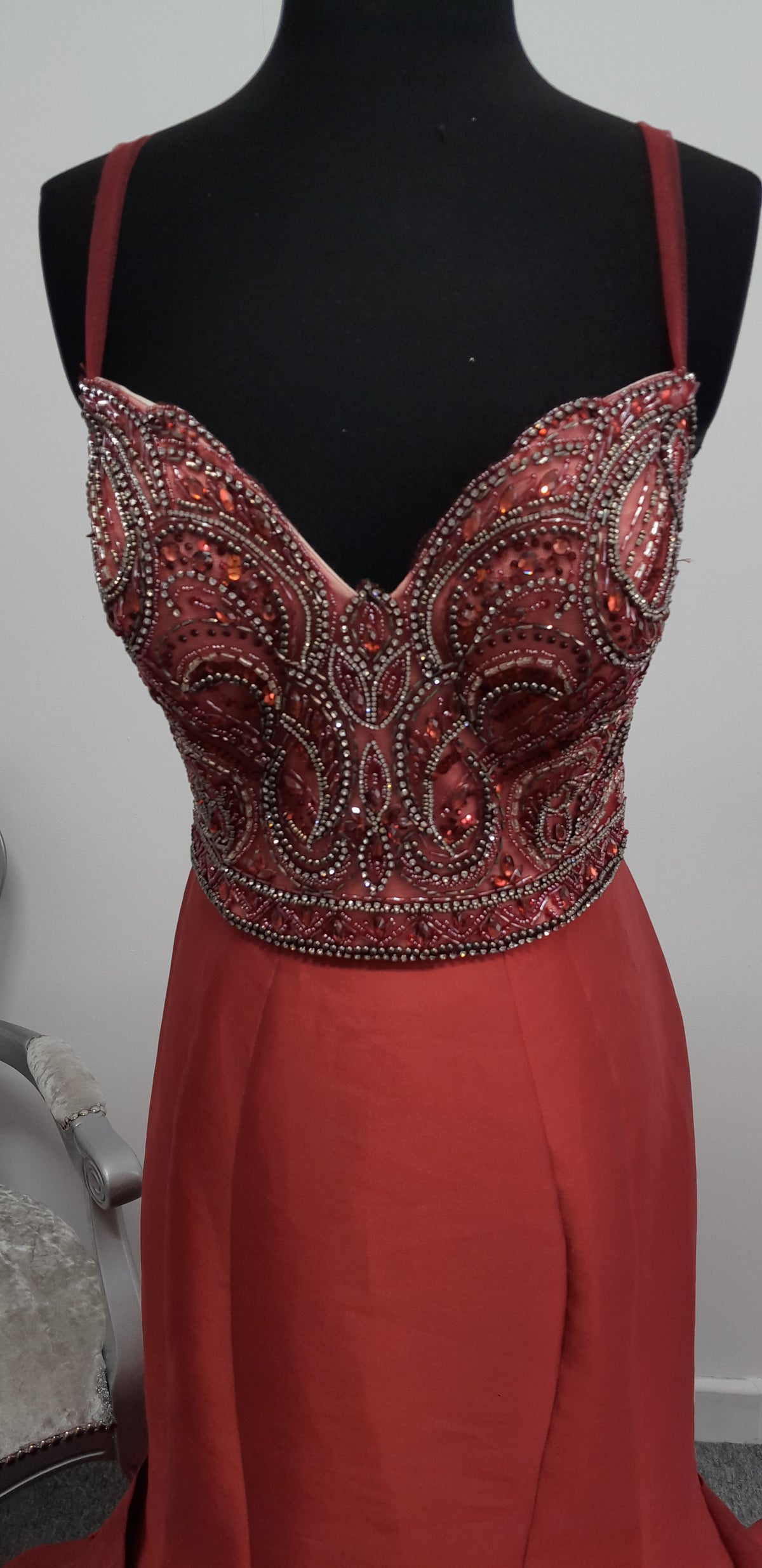 Stunning Red Beaded Ruffled Mermaid Evening & Prom Dress – Size UK 12