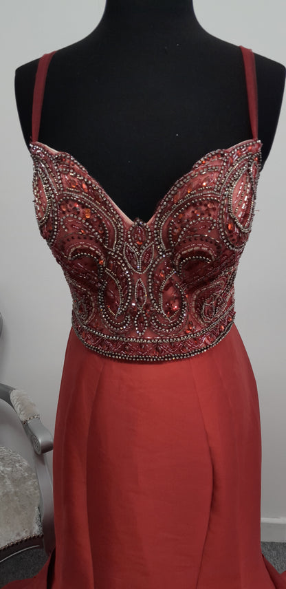 Stunning Red Beaded Ruffled Mermaid Evening & Prom Dress – Size UK 12
