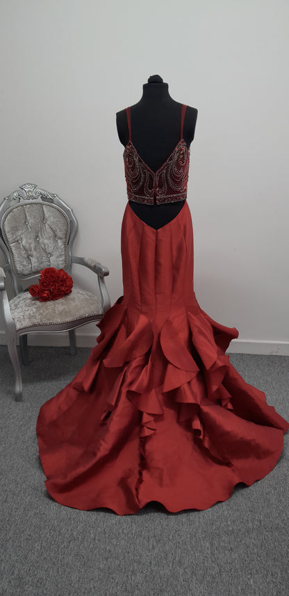 Stunning Red Beaded Ruffled Mermaid Evening & Prom Dress – Size UK 12