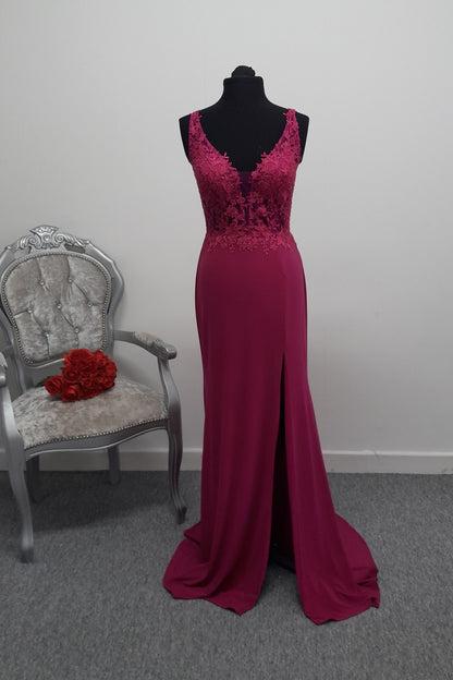 Stunning Magenta Pink Lace Evening & Prom Dress – Size UK 12