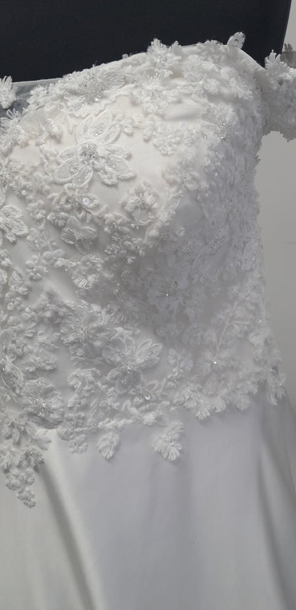 Envy by Phoenix gowns wedding dress UK 24