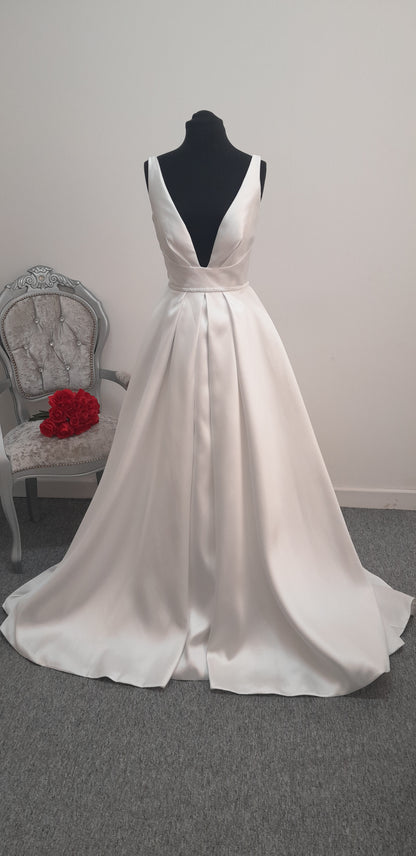 Ivory mikado satin wedding dress UK 12 with pockets