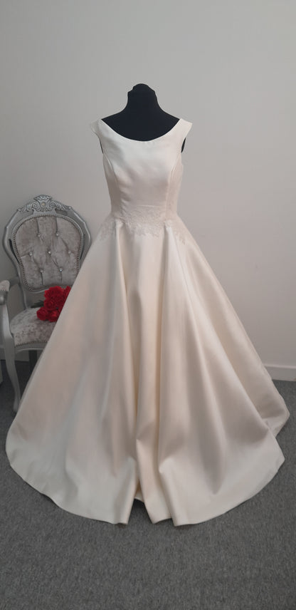 Lou Lou bridal mikado satin wedding dress UK 14