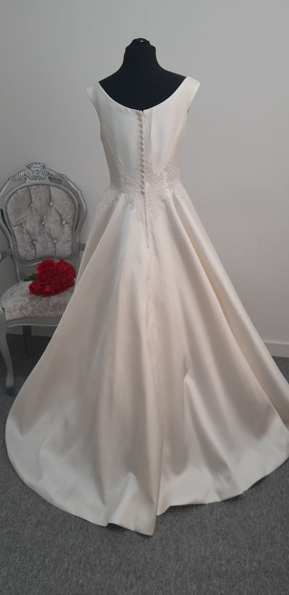 Lou Lou bridal mikado satin wedding dress UK 14