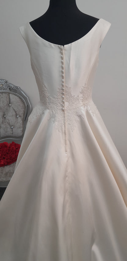 Lou Lou bridal mikado satin wedding dress UK 14