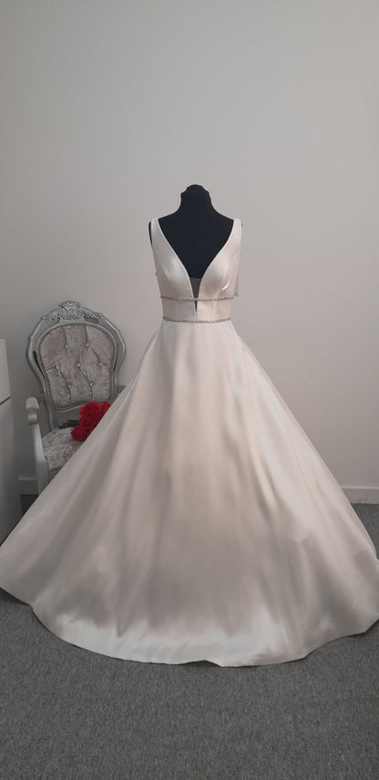 Enzoani mikado satin wedding dress UK 12