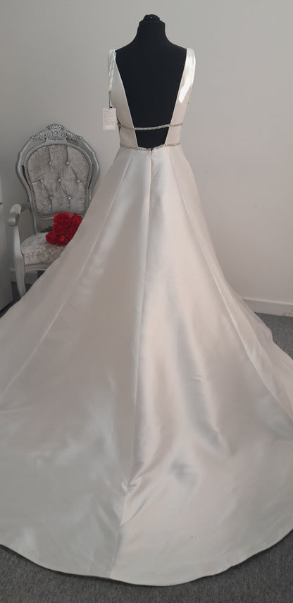 Enzoani mikado satin wedding dress UK 12
