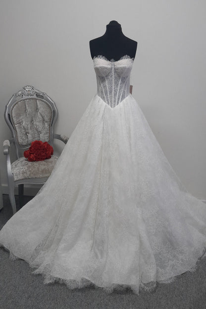 Lana Grace Bridal ivory lace wedding dress UK 10
