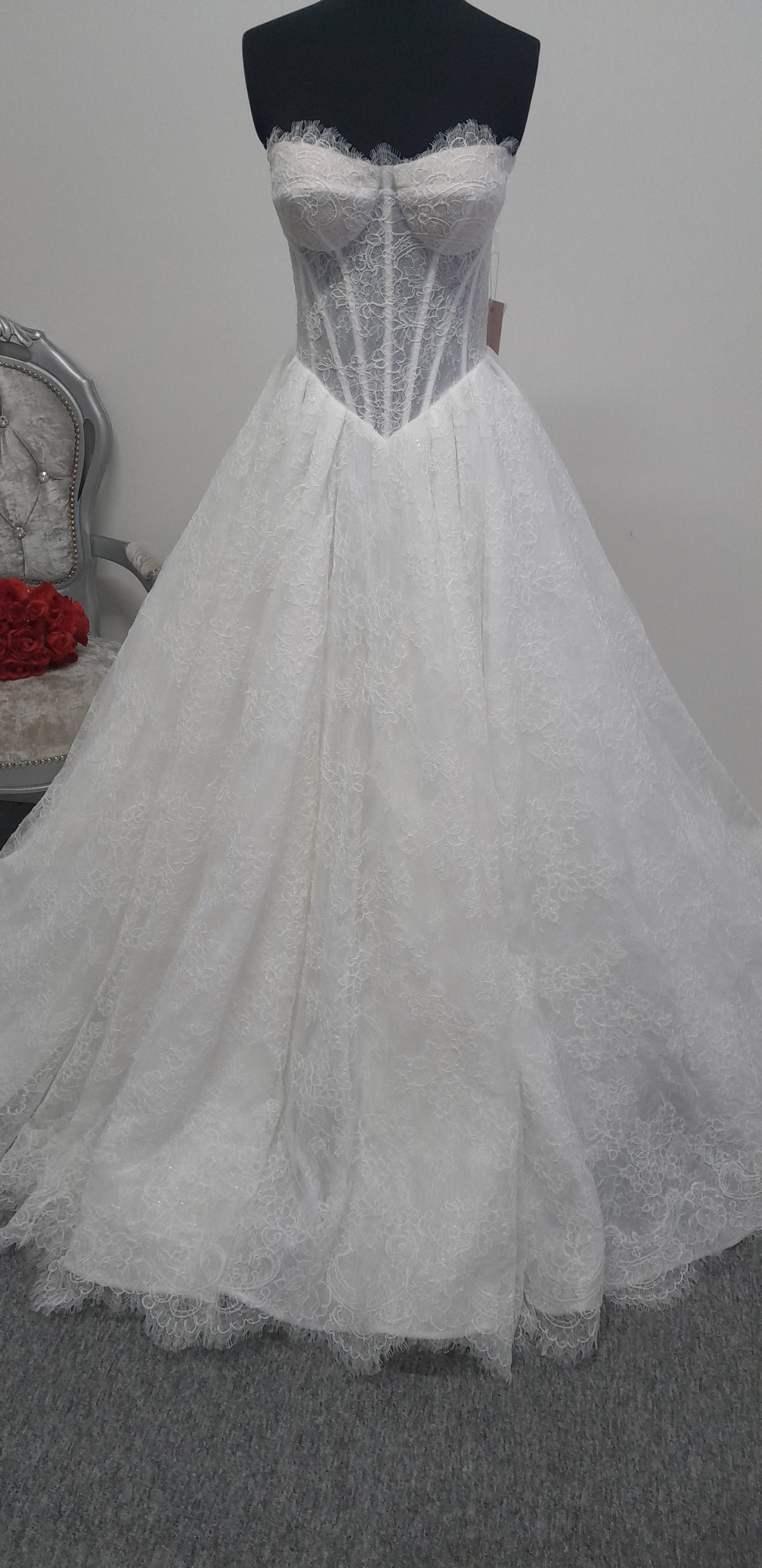 Lana Grace Bridal ivory lace wedding dress UK 10