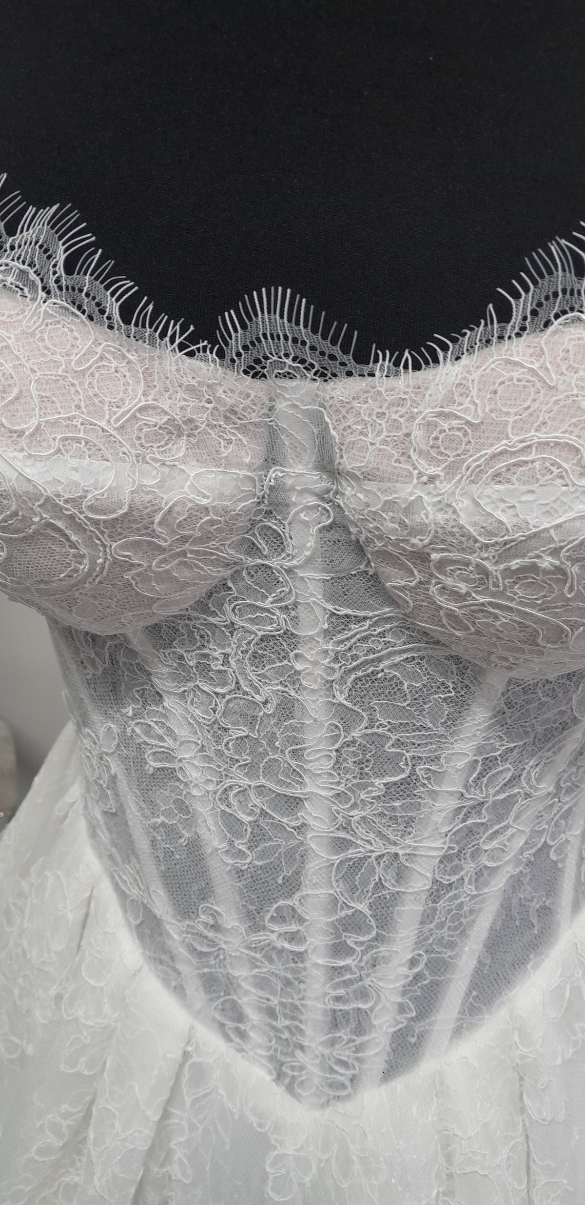 Lana Grace Bridal ivory lace wedding dress UK 10