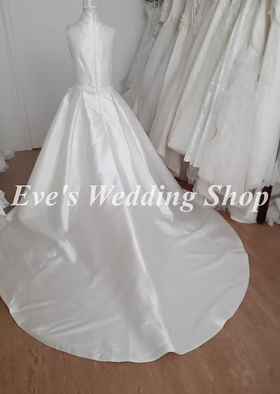 High neck Berketex  ivory wedding dress with hidden pockets UK 16
