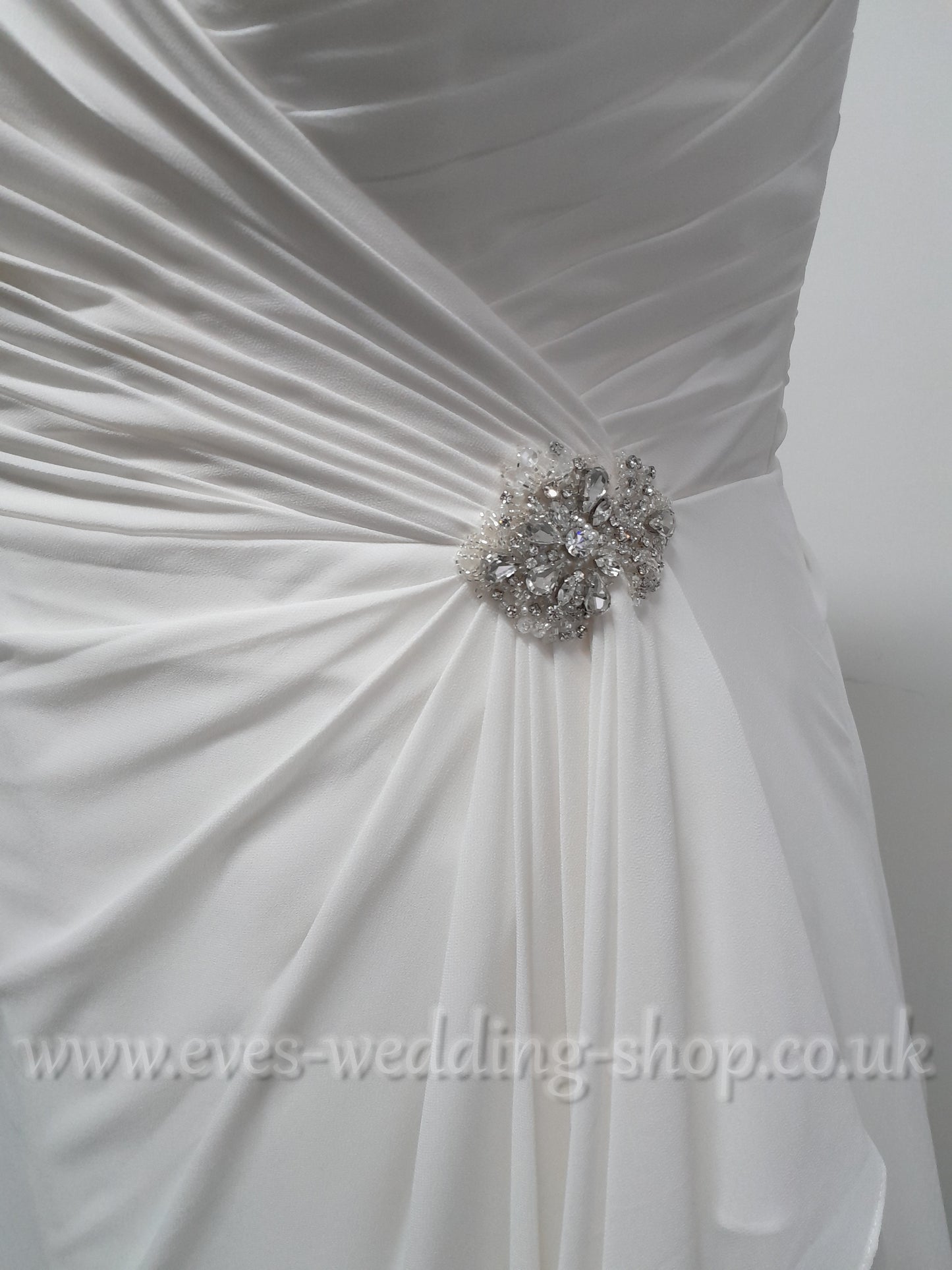 Sonsie ivory chiffon wedding dress UK 18
