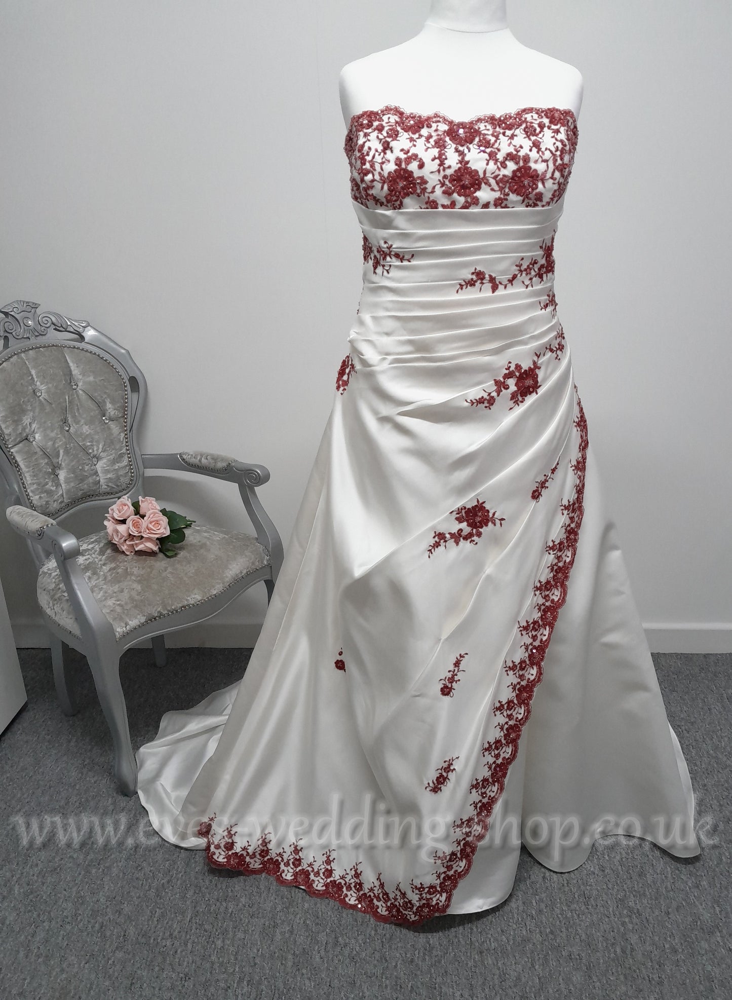 Julian & Adam ivory / burgundy wedding dress UK size 30