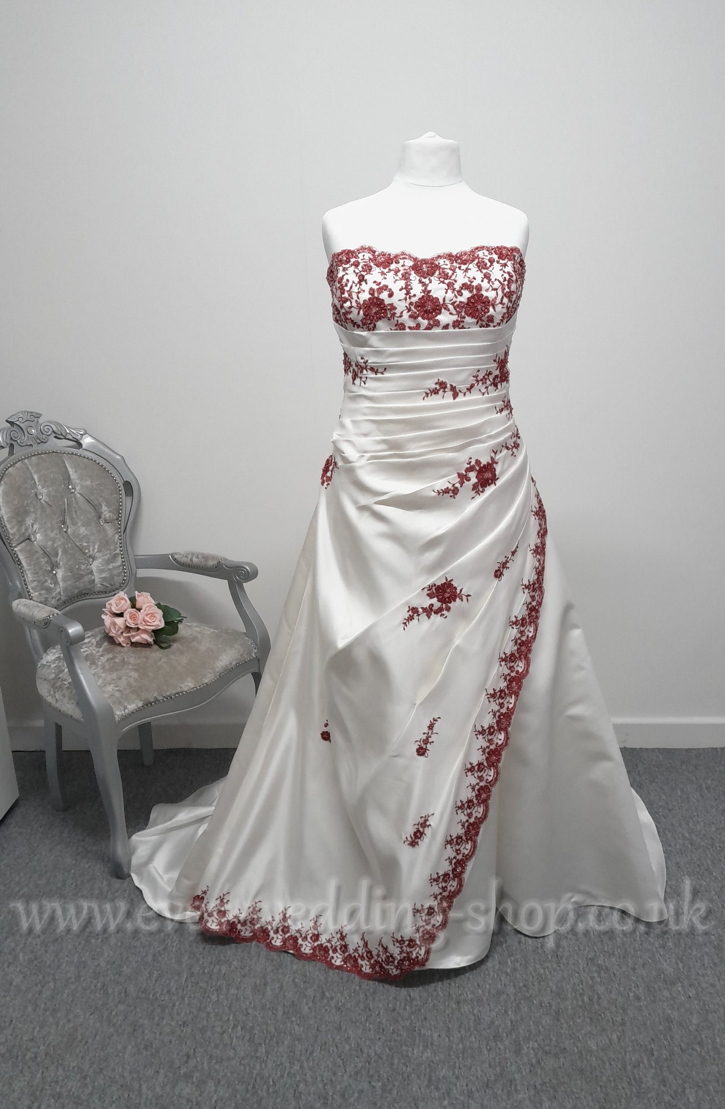Julian & Adam ivory / burgundy wedding dress UK size 30