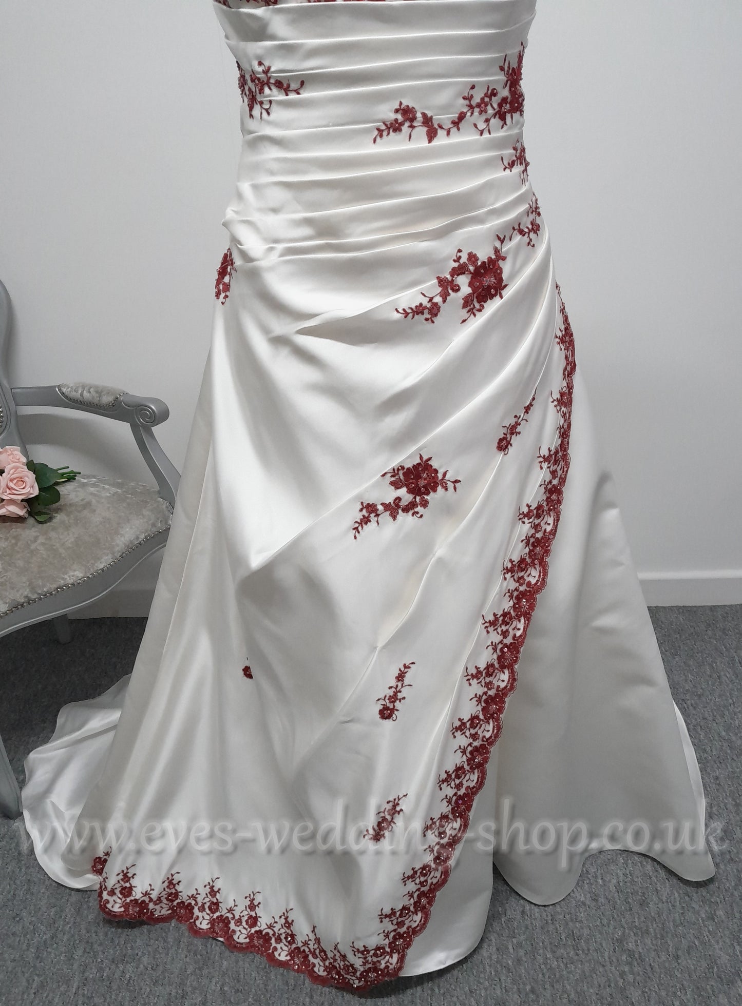 Julian & Adam ivory / burgundy wedding dress UK size 30