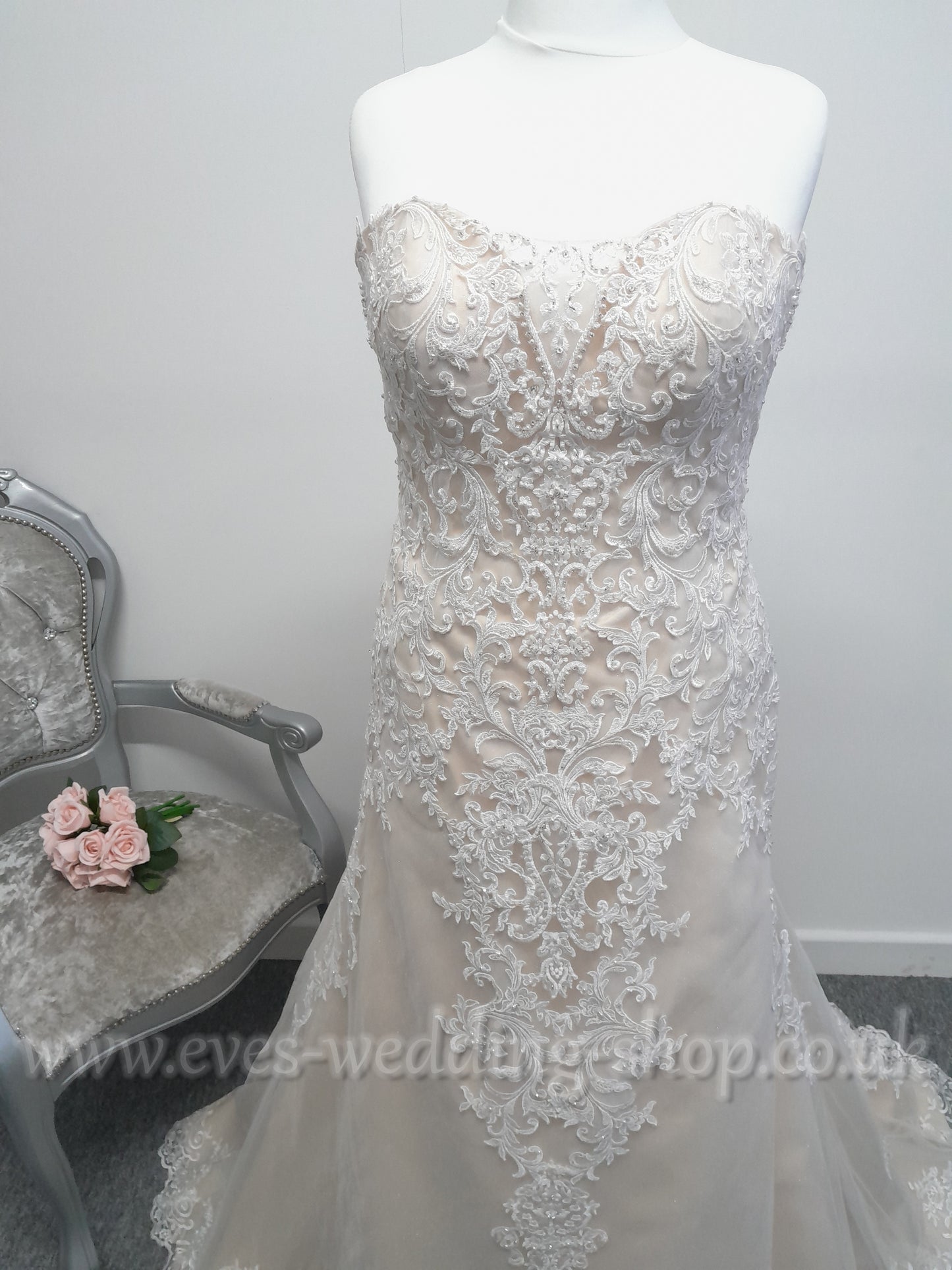 Romantica ''Catalina'' ivory/rum pink wedding dress UK 18