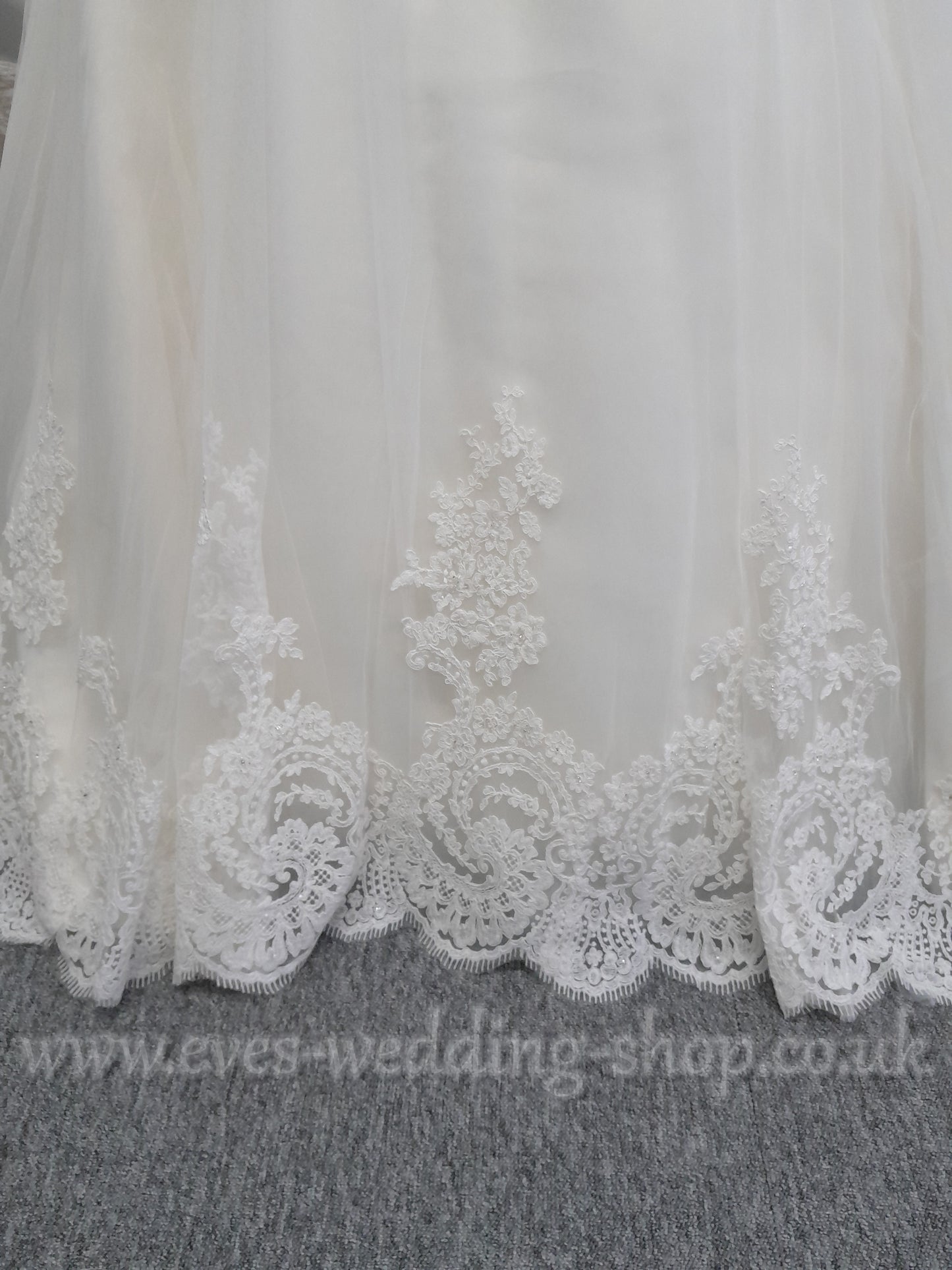 Art Couture AC510 ivory wedding dress UK 16