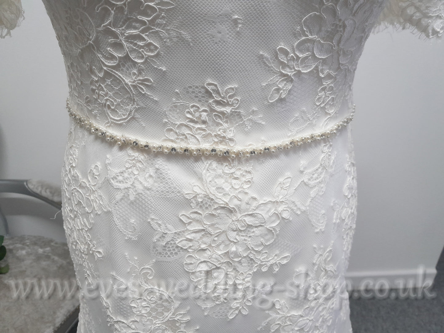 White Rose Graceful WP387 lace warm ivory wedding dress UK 18