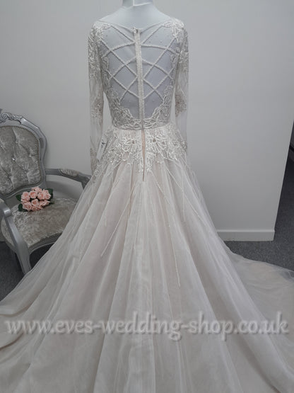 Hayley Paige ivory cashmere colour wedding dress UK 10