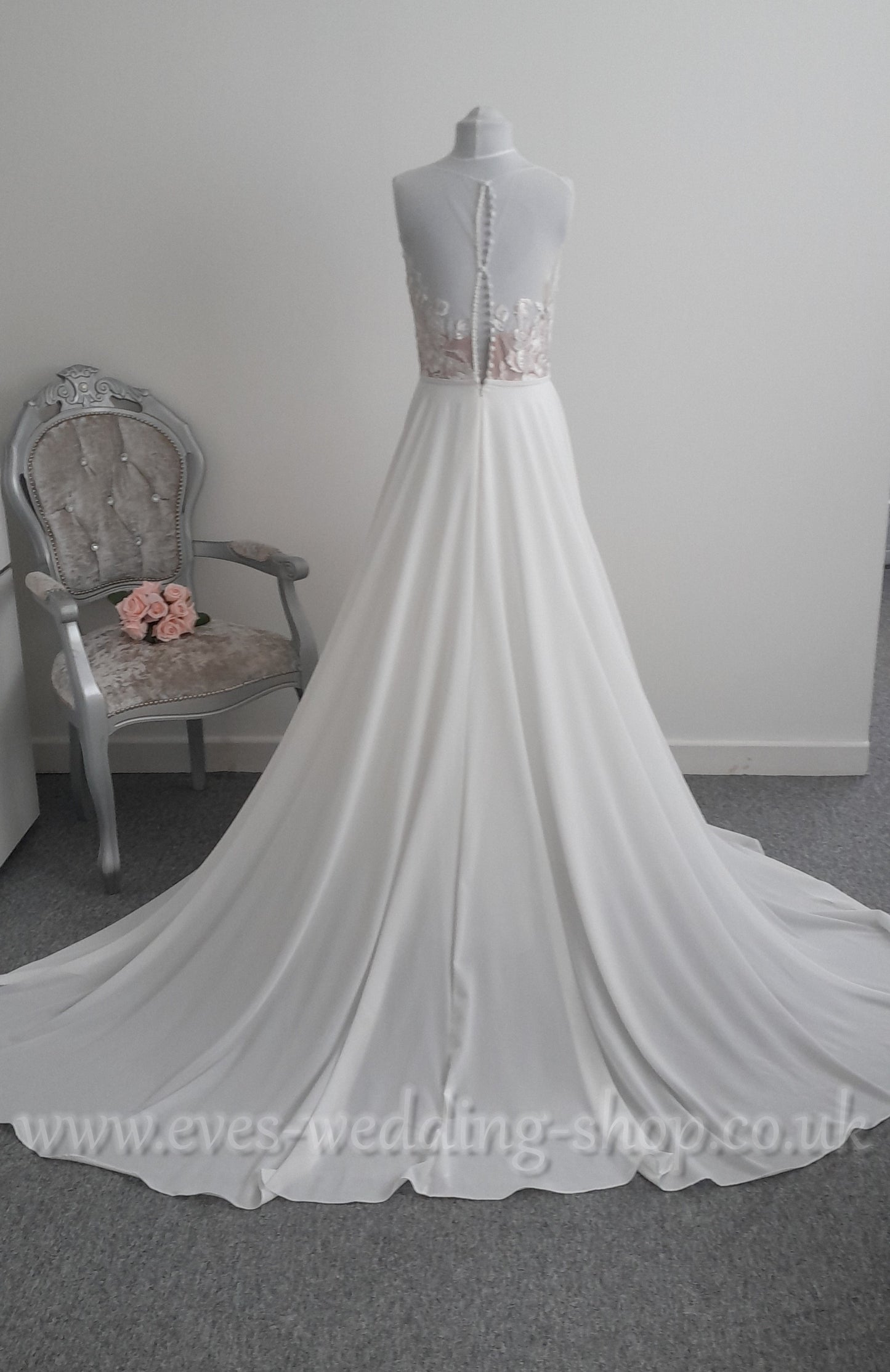 Ivory floral E. Ferrara chiffon wedding dress UK 12
