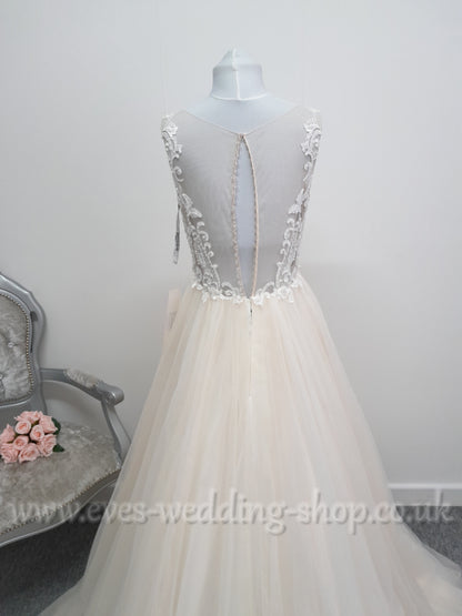 Eternity bride D5617  wedding dress UK 10