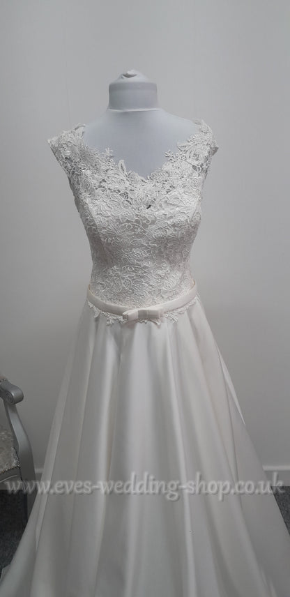 Bianco Evento ''Amelia'' ivory wedding dress UK 12, EU 40