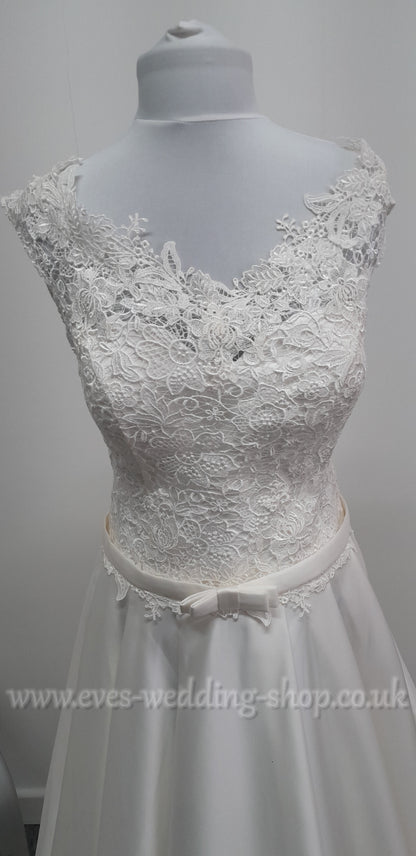 Bianco Evento ''Amelia'' ivory wedding dress UK 12, EU 40