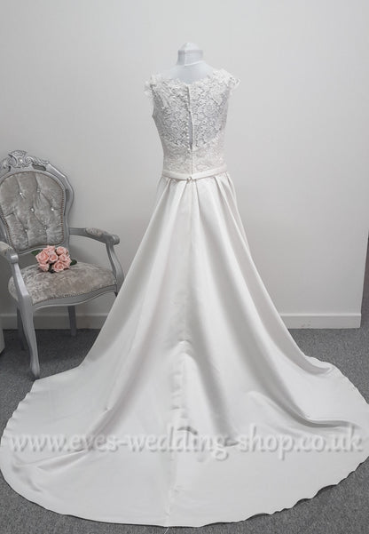 Bianco Evento ''Amelia'' ivory wedding dress UK 12, EU 40