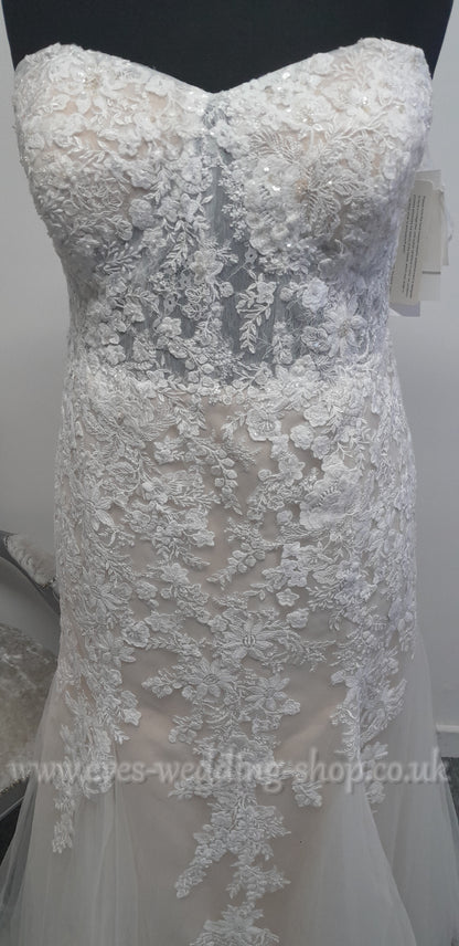 David's Bridal ivory/champagne wedding dress US 22, UK 24