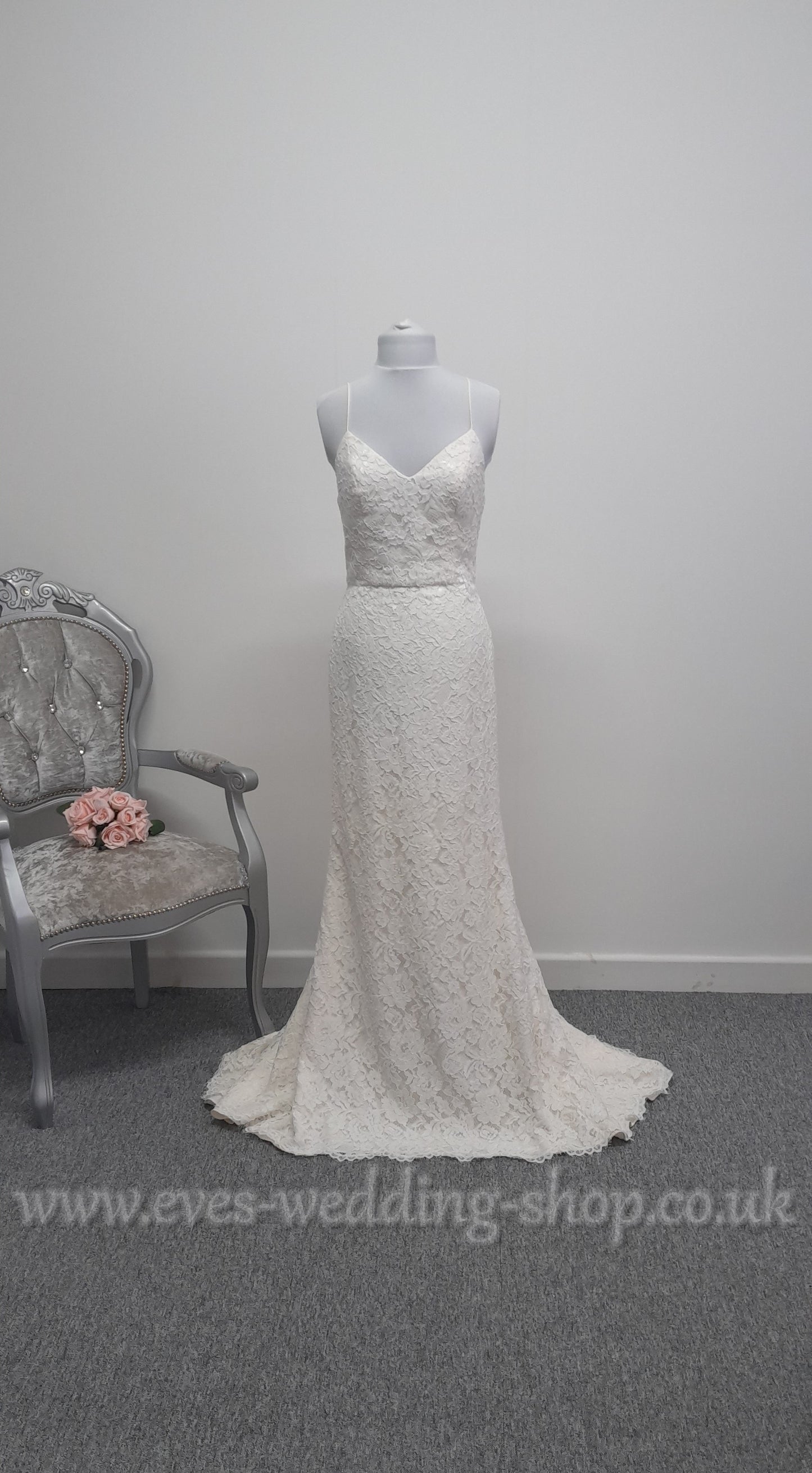 Warm ivory E.Ferrara lace wedding dress UK 12