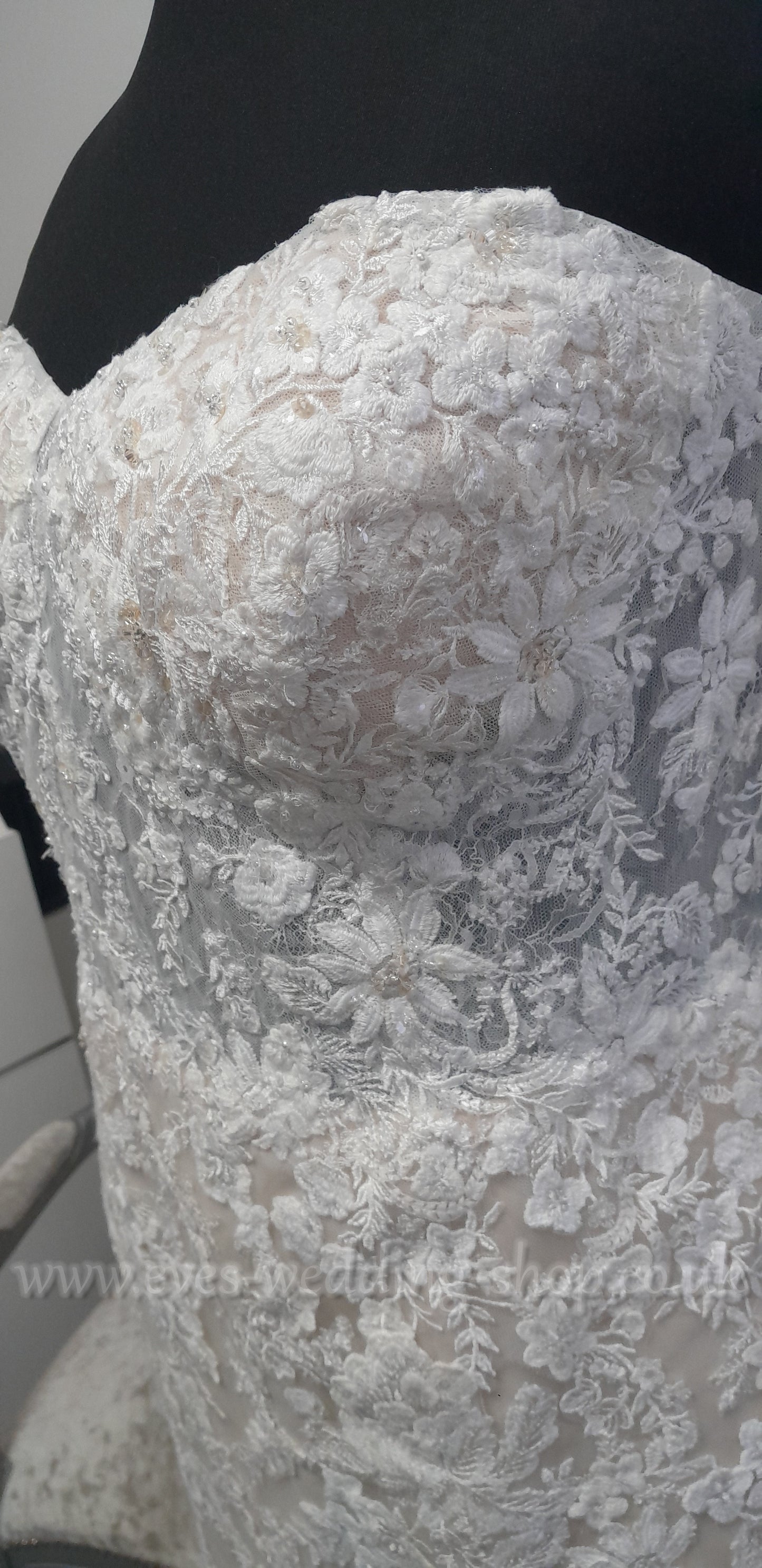 David's Bridal ivory/champagne wedding dress US 22, UK 24