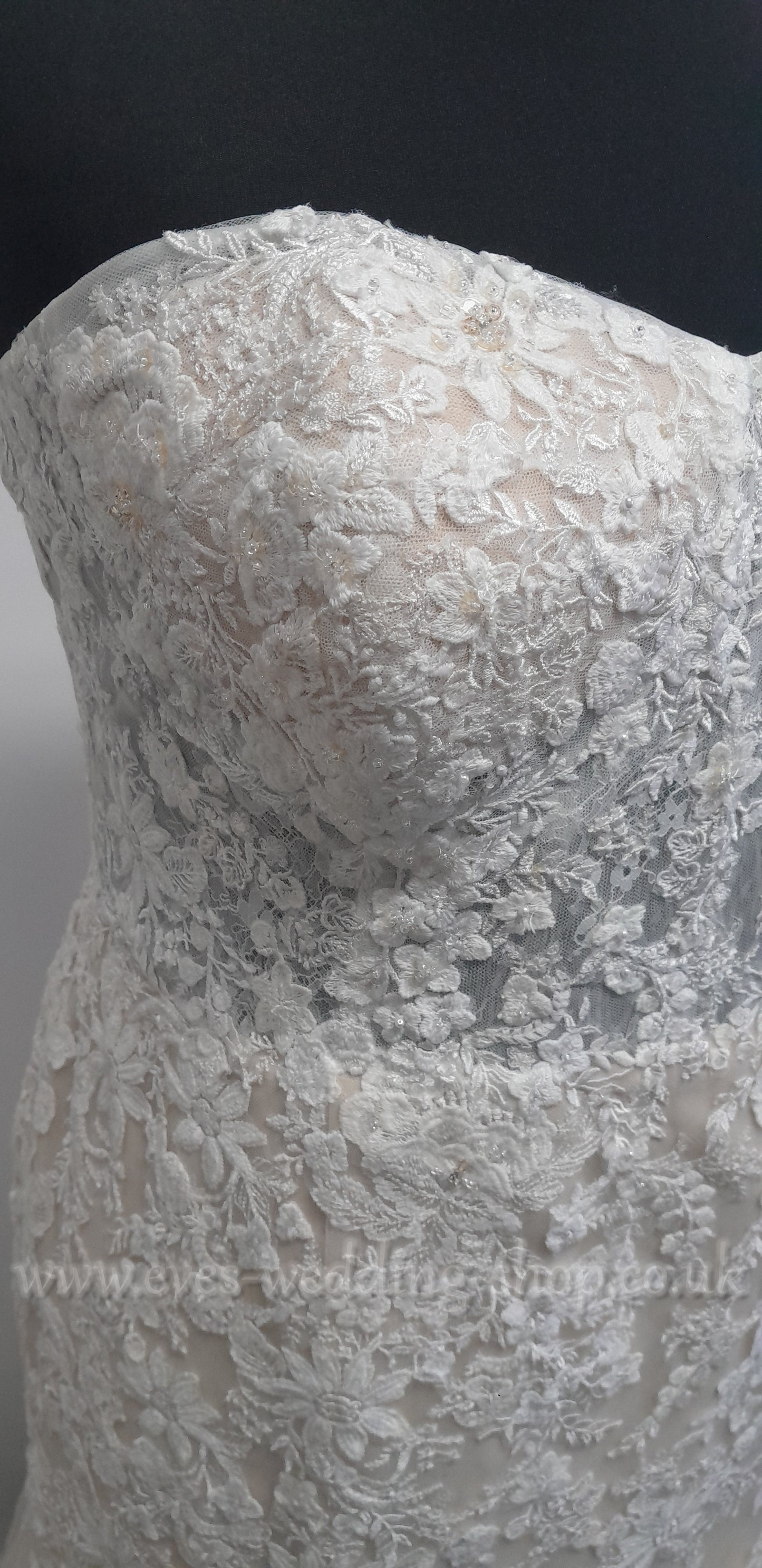 David's Bridal ivory/champagne wedding dress US 22, UK 24